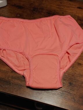 NWOT Sea Care Xl Bladder Incontinence brief Coral Color Panty